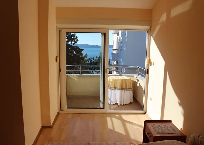 Diklo Rooms-adults Only Maison d'hôtes 4*
