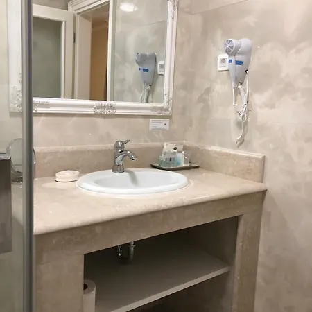 Гостевой дом Diklo Rooms-adults Only 4*