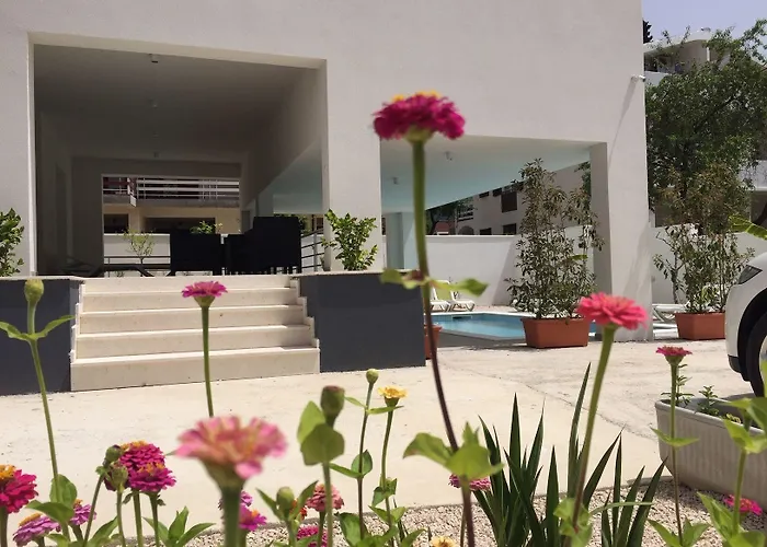 게스트하우스 Diklo Rooms-adults Only